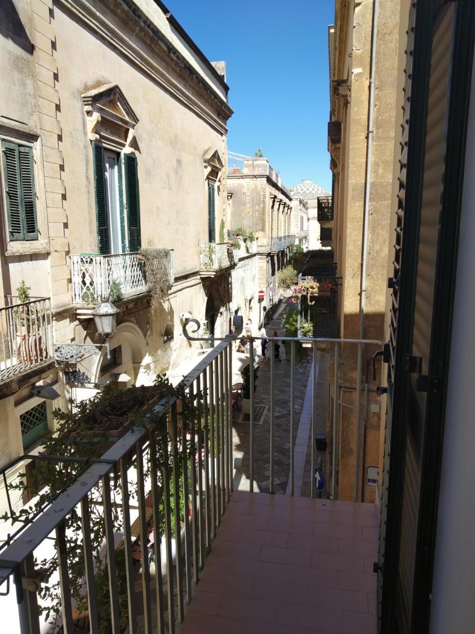 Dimora I Santi Patroni Aparthotel Lecce Esterno foto